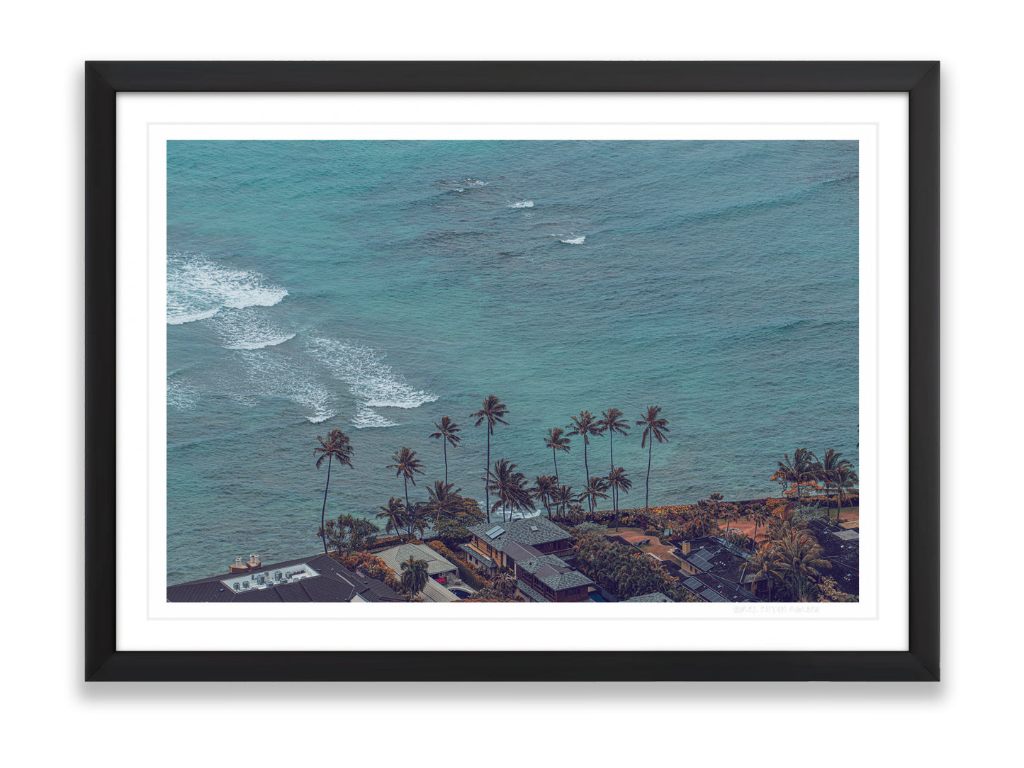 36x24SIZE_1.5MATTE_1.5FRAME_9_DSC03806_GustavNel_TheHonoluluDream_DougFir_Hawaii2017Oahu_9a0fea37-85e7-4d40-a306-7cd71b6a7850